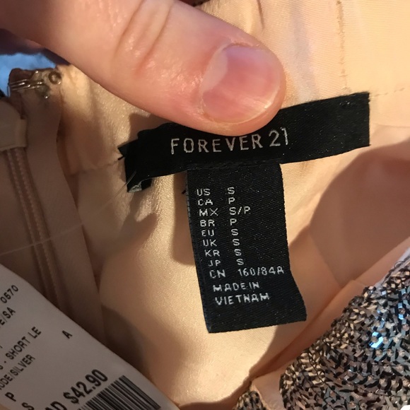 Forever 21 sequin dress - Picture 4 of 4